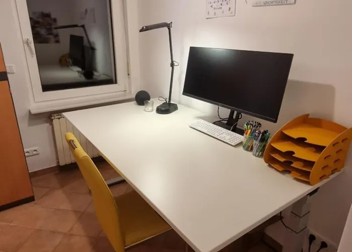 Schnuckeliges Mit Arbeitsplatz Und Gartenblick Ubytování v soukromí